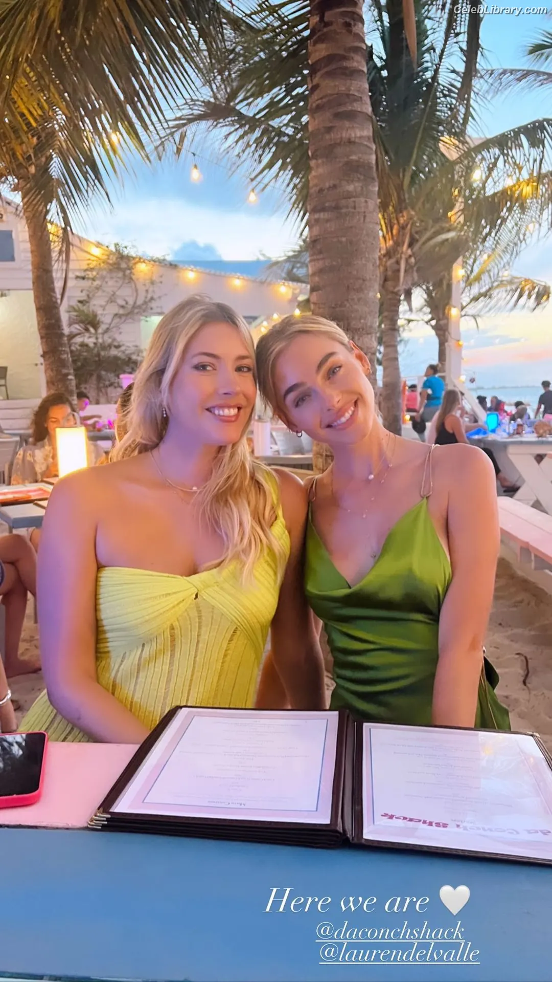 Elizabeth Turner photo 11 of 457