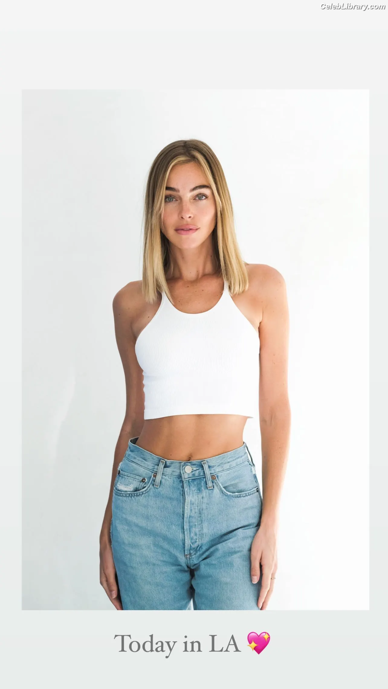 Elizabeth Turner photo 13 of 457