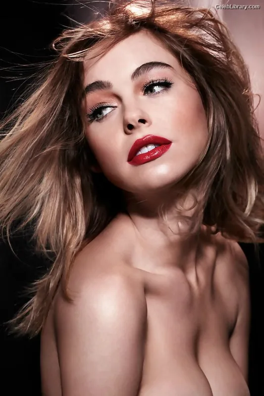 Elizabeth Turner photo 3 of 458