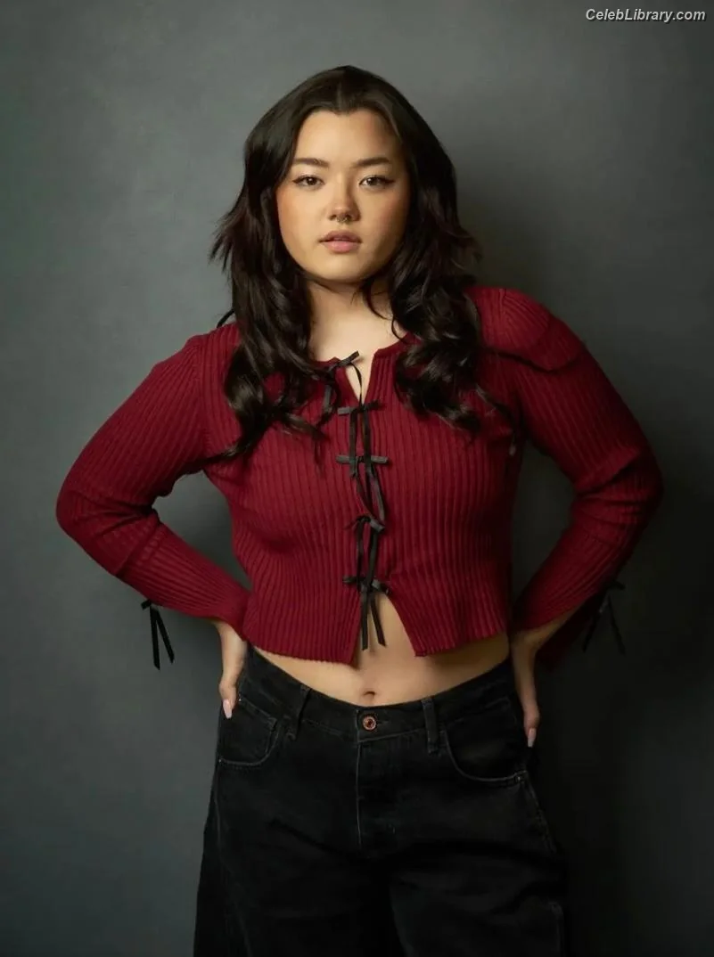 Elizabeth Yu photo 3 of 29