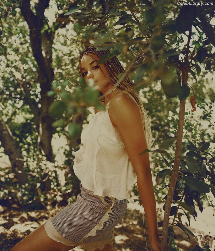Ella Balinska photo 19 of 541