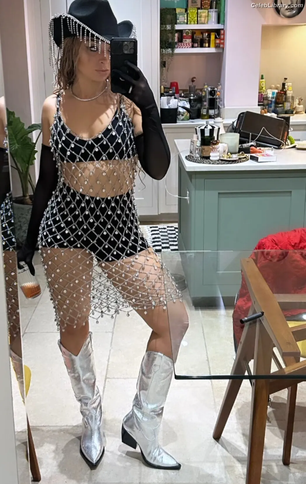 Ella Eyre photo 8 of 207