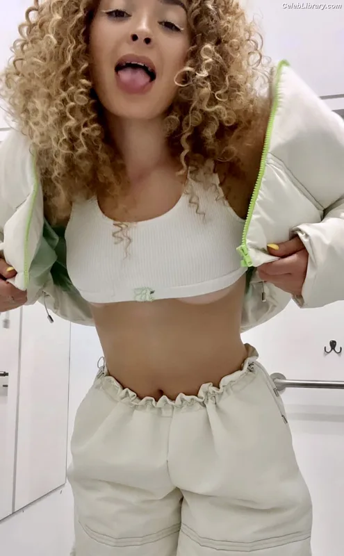 Ella Eyre photo 23 of 208