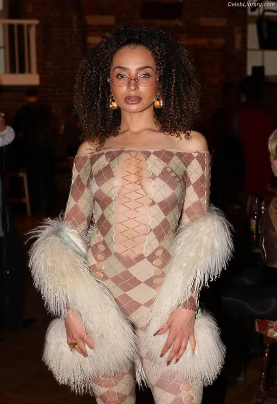 Ella Eyre photo 23 of 208