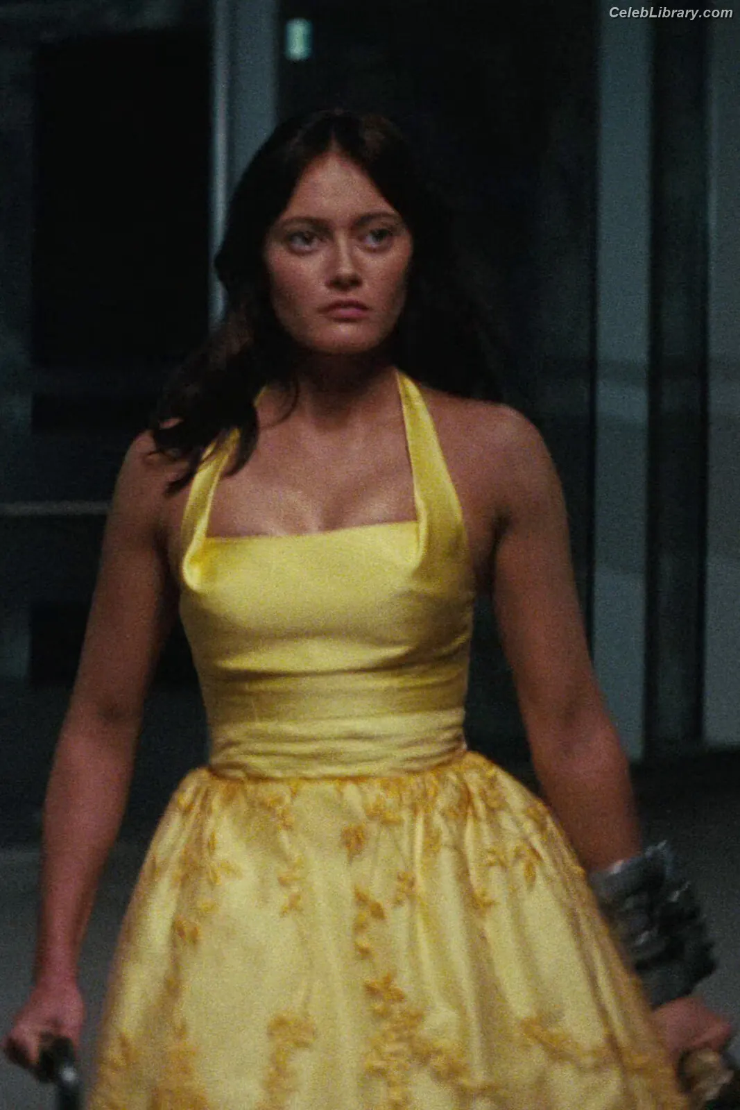 Ella Purnell photo 18 of 811