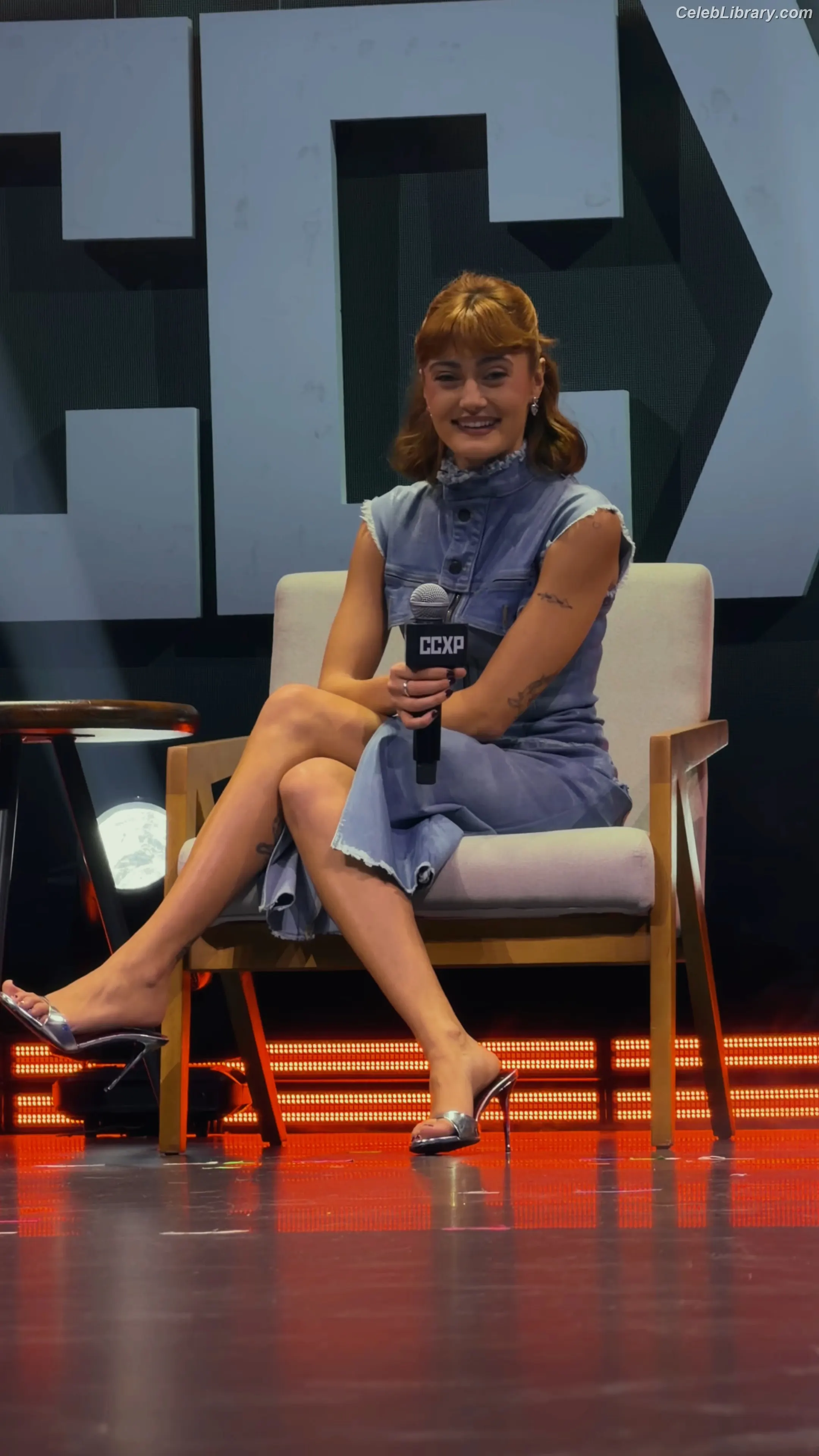 Ella Purnell photo 24 of 811