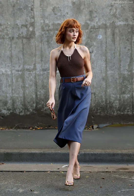 Ella Purnell photo 23 of 810