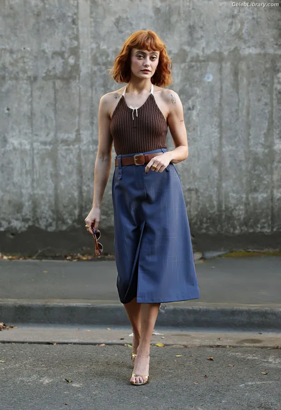 Ella Purnell photo 5 of 810