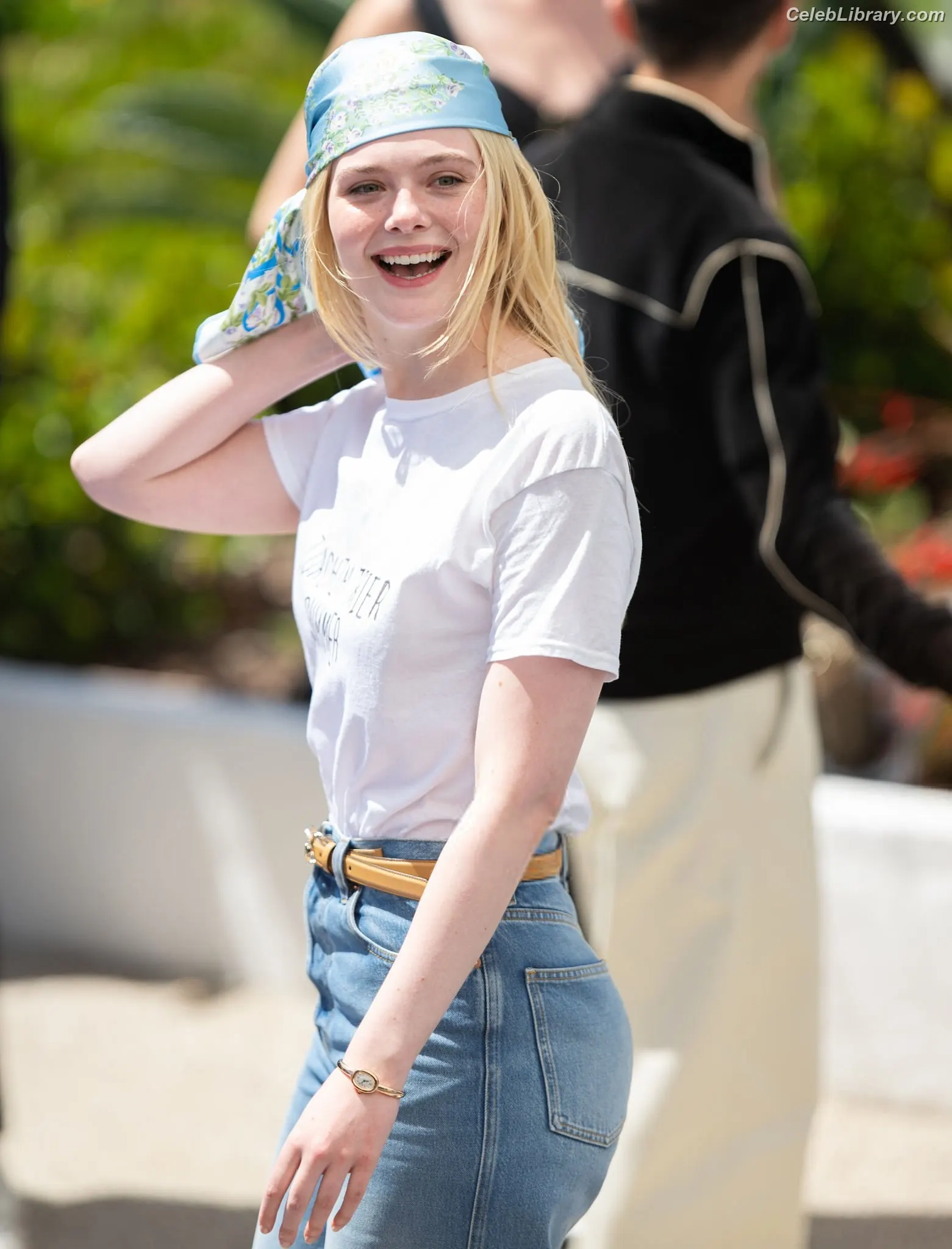 Elle Fanning photo 6 of 4118