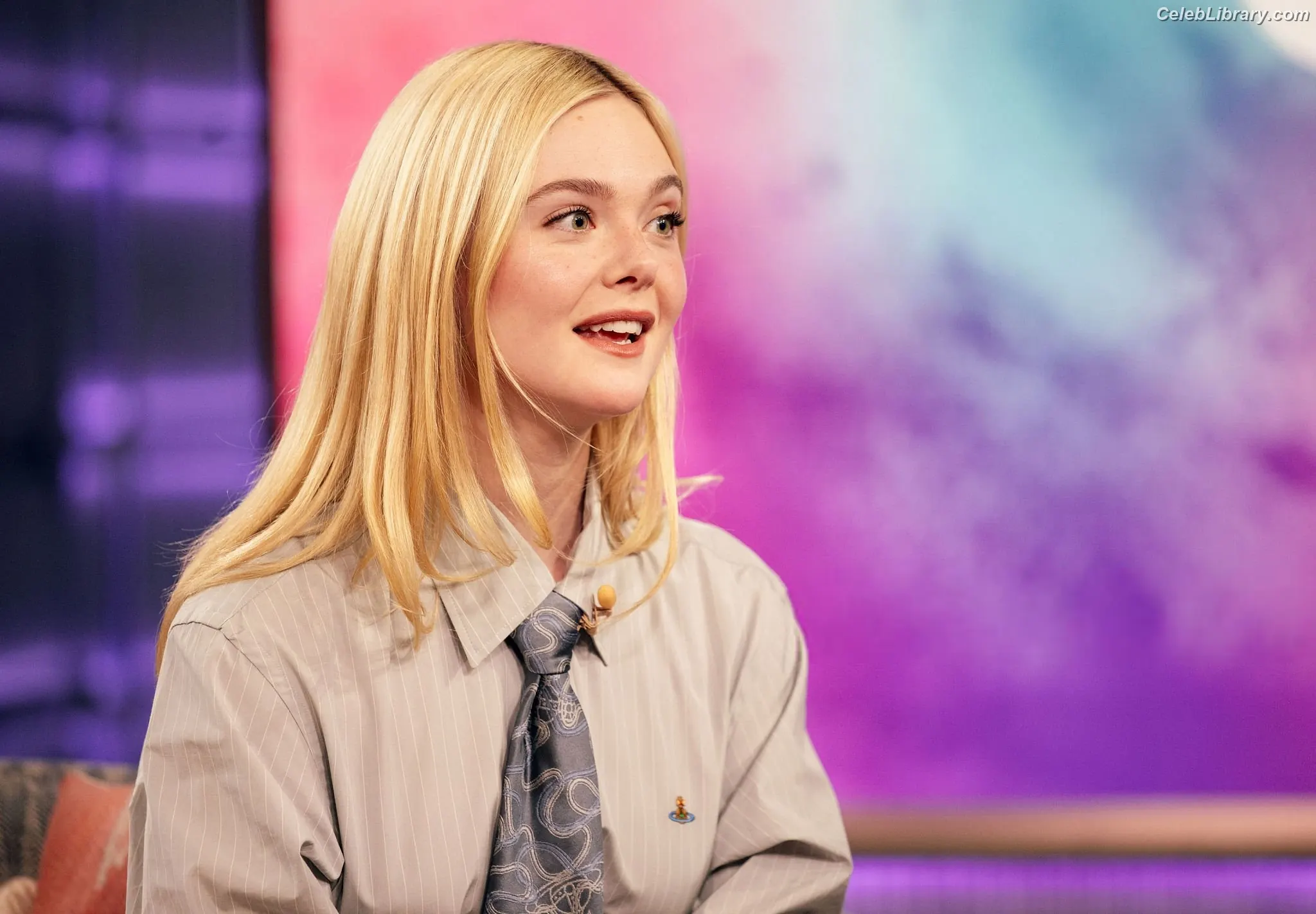 Elle Fanning photo 24 of 4118