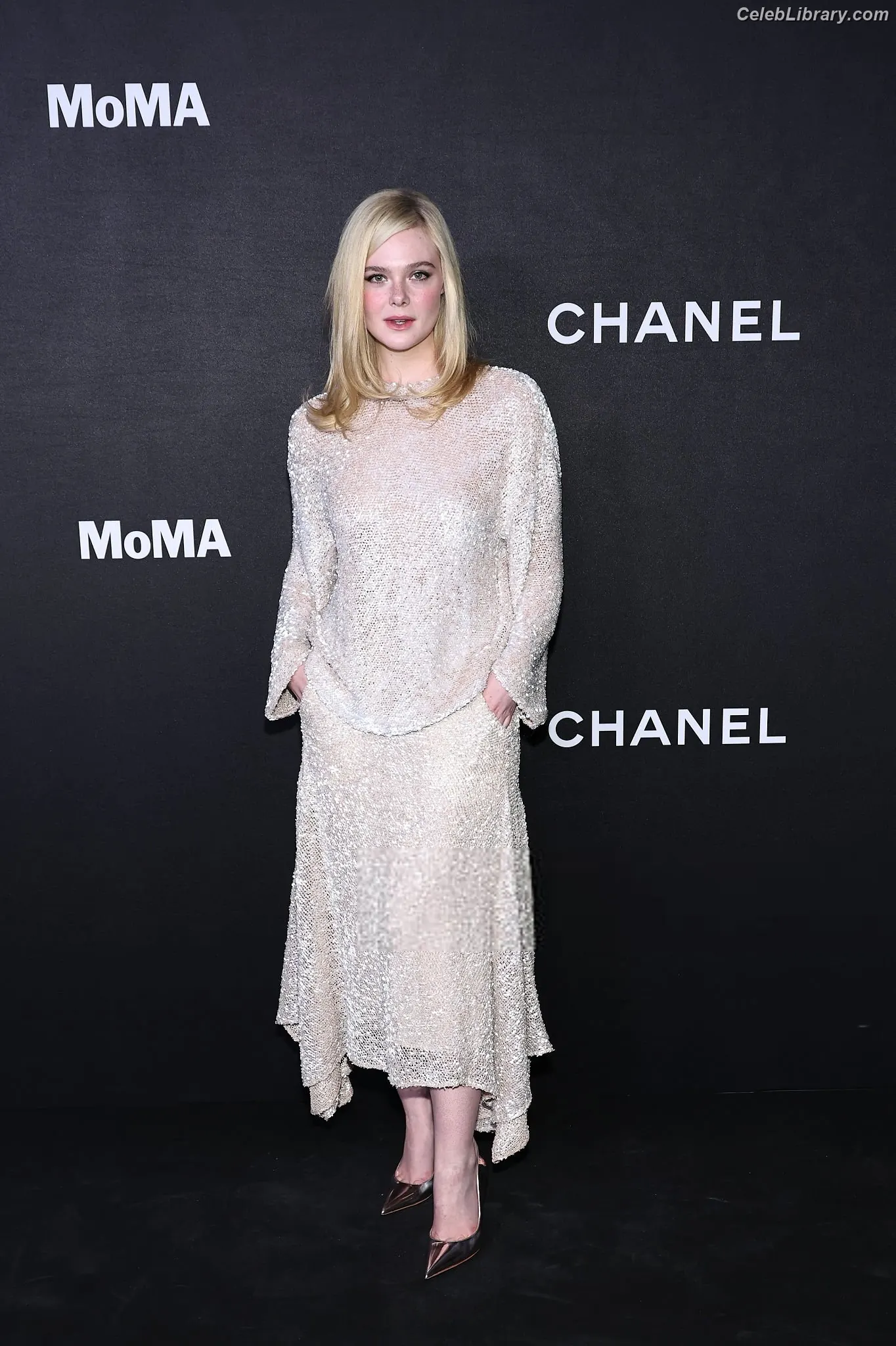 Elle Fanning photo 9 of 4118