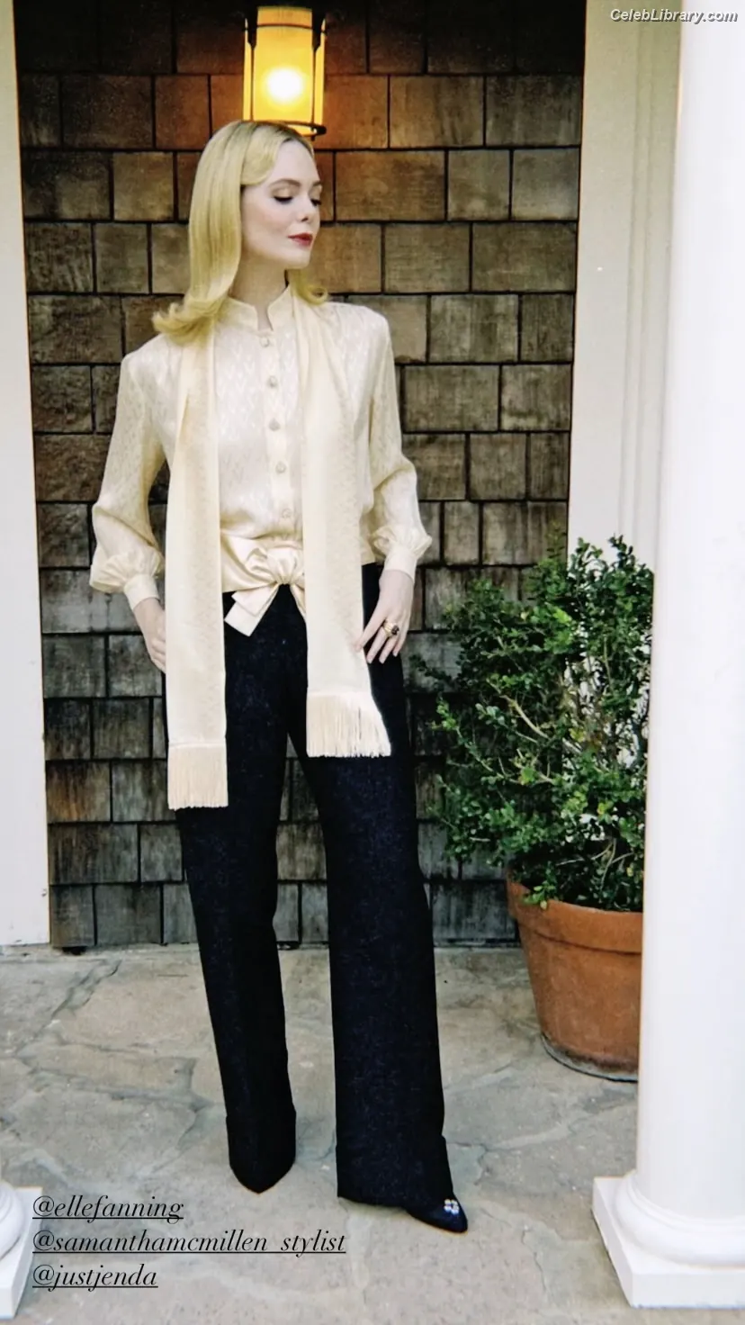 Elle Fanning photo 21 of 4118