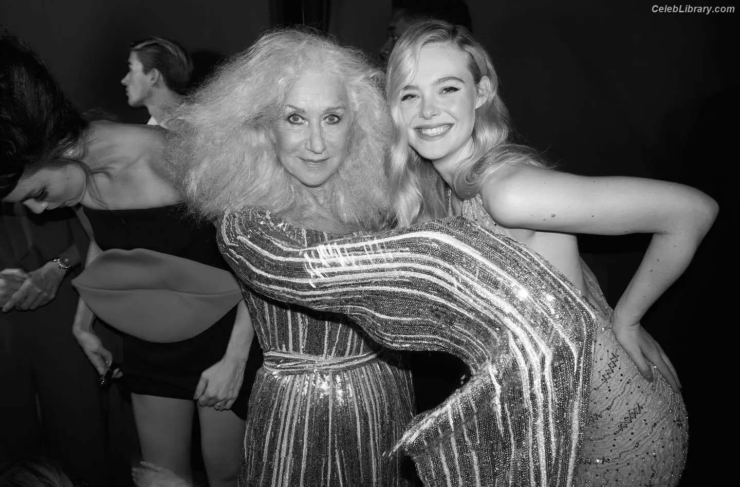 Elle Fanning photo 13 of 4118