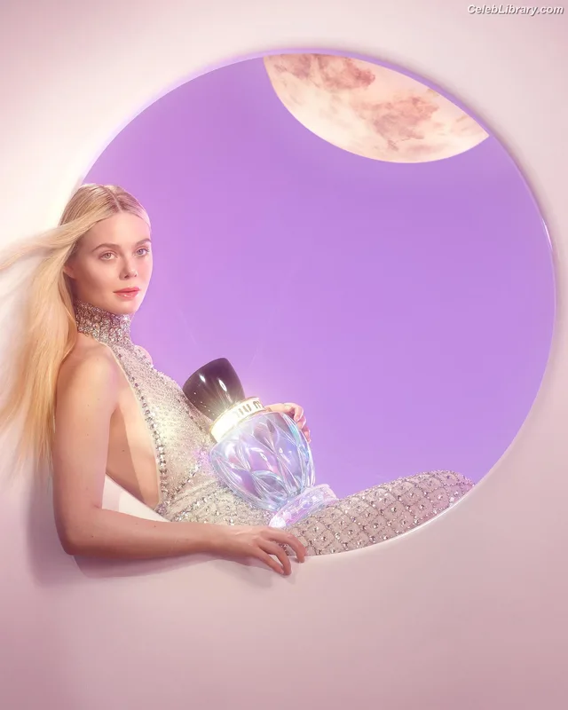 Elle Fanning photo 3 of 4114
