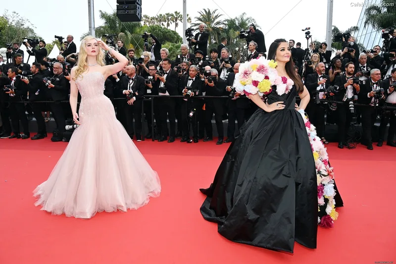 Elle Fanning photo 6 of 4114