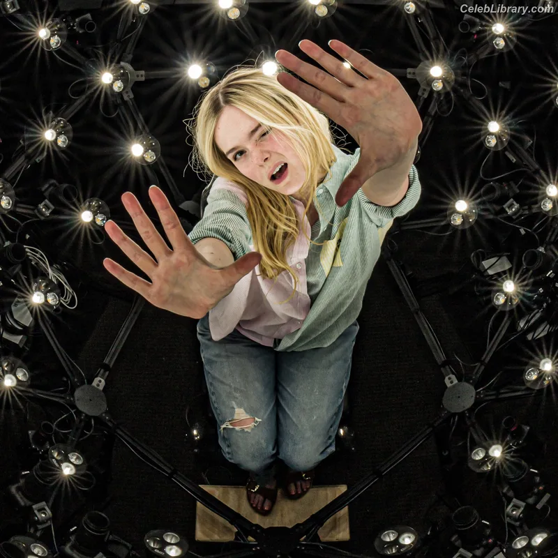 Elle Fanning photo 3 of 4114