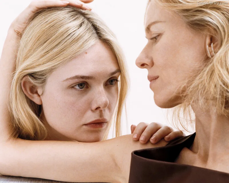 Elle Fanning photo 9 of 4114