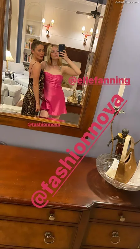Elle Fanning photo 8 of 4114