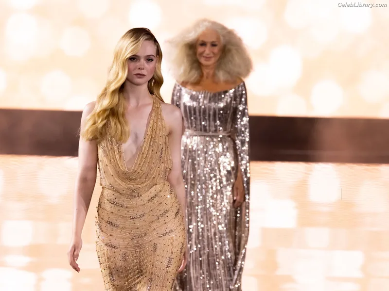 Elle Fanning photo 20 of 4114