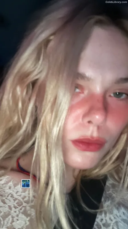 Elle Fanning photo 3 of 4114