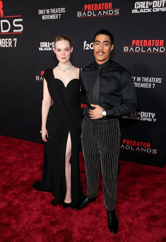 Elle Fanning photo 13 of 4114
