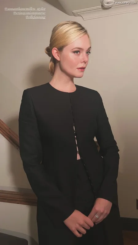 Elle Fanning photo 21 of 4114