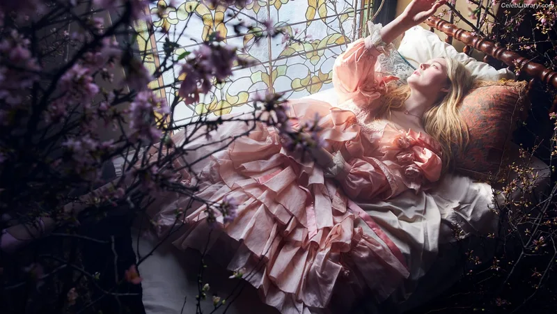 Elle Fanning photo 22 of 4114