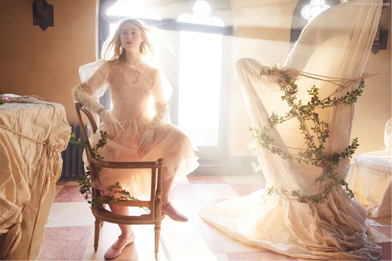 Elle Fanning photo 14 of 4114
