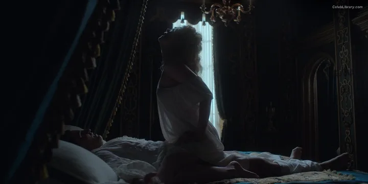 Elle Fanning photo 13 of 4114