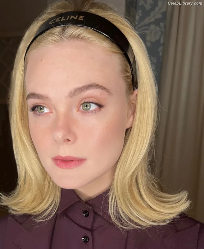 Elle Fanning photo 4 of 4114