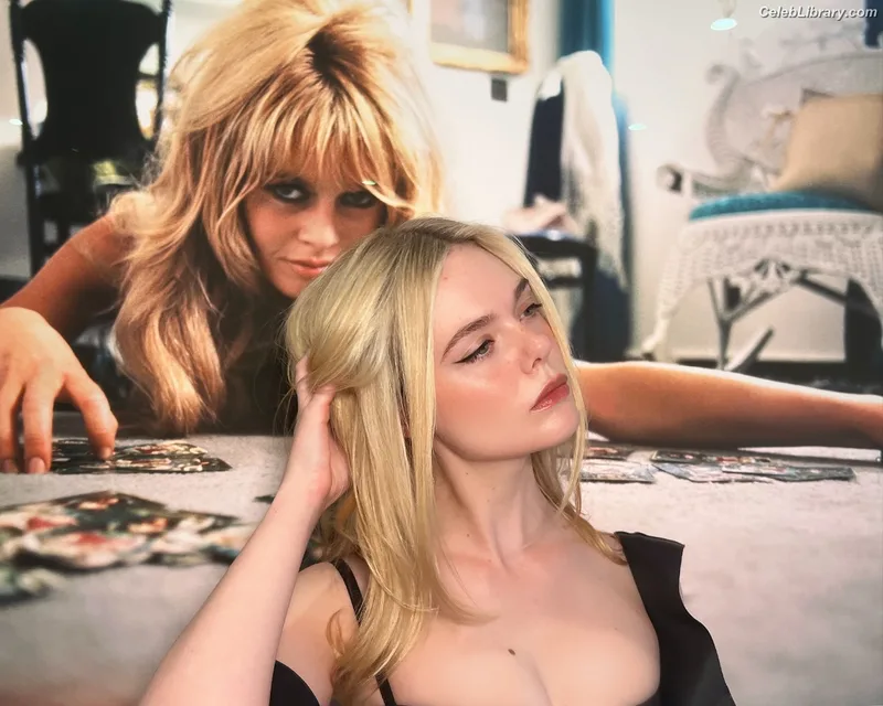 Elle Fanning photo 13 of 4114