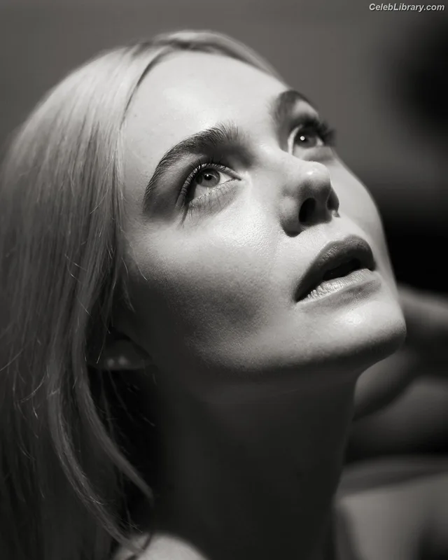 Elle Fanning photo 6 of 4114