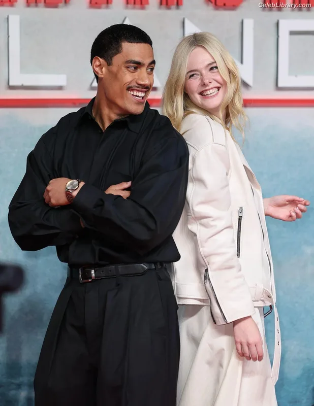 Elle Fanning photo 24 of 4114