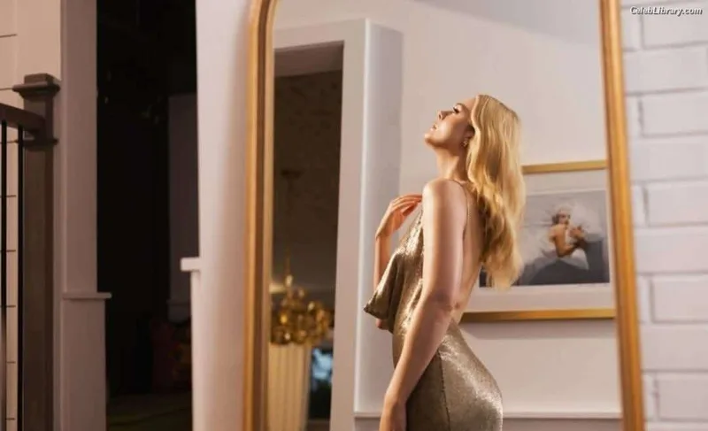 Elle Fanning photo 2 of 4114