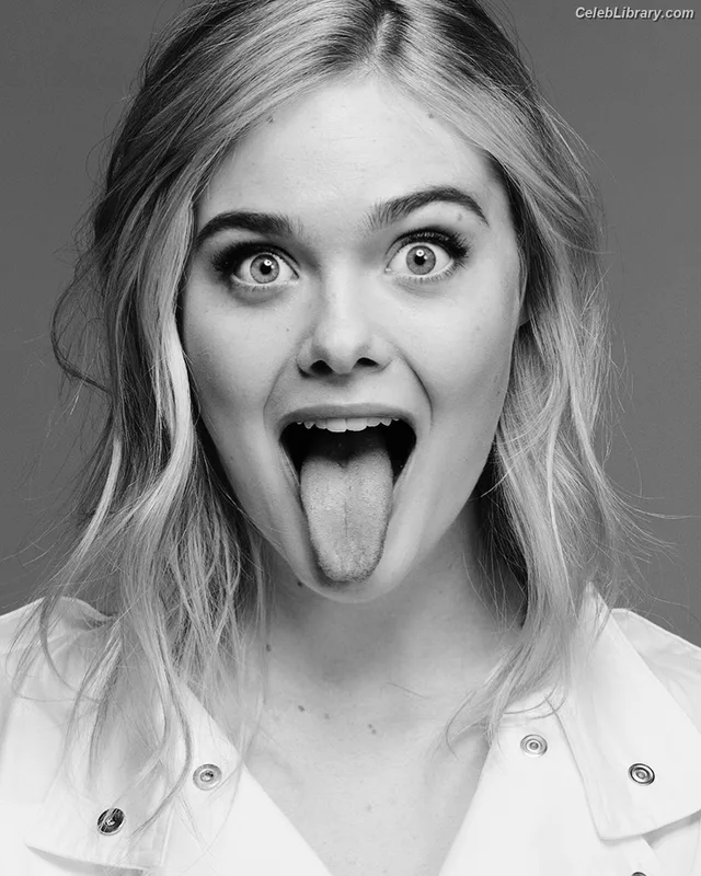 Elle Fanning photo 3 of 4114