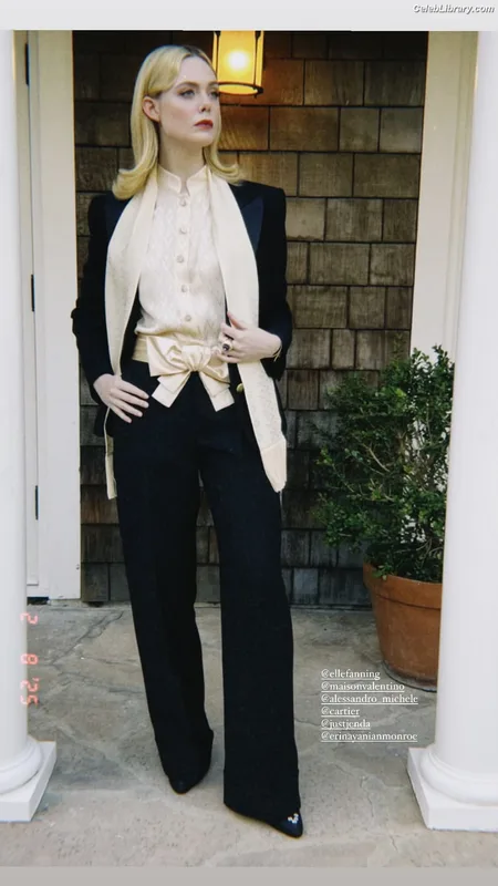 Elle Fanning photo 3 of 4114