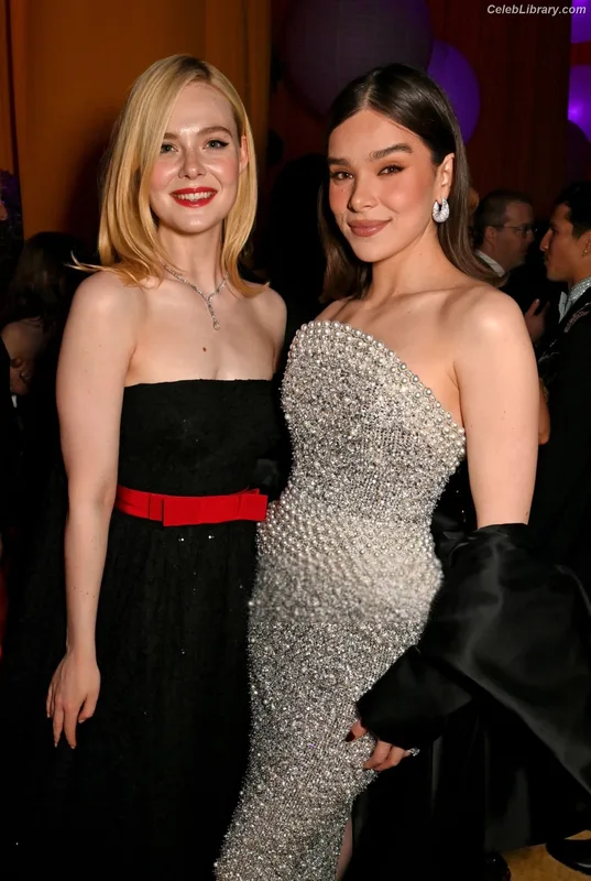 Elle Fanning photo 6 of 4114