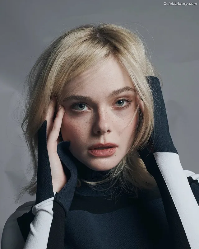 Elle Fanning photo 22 of 4114