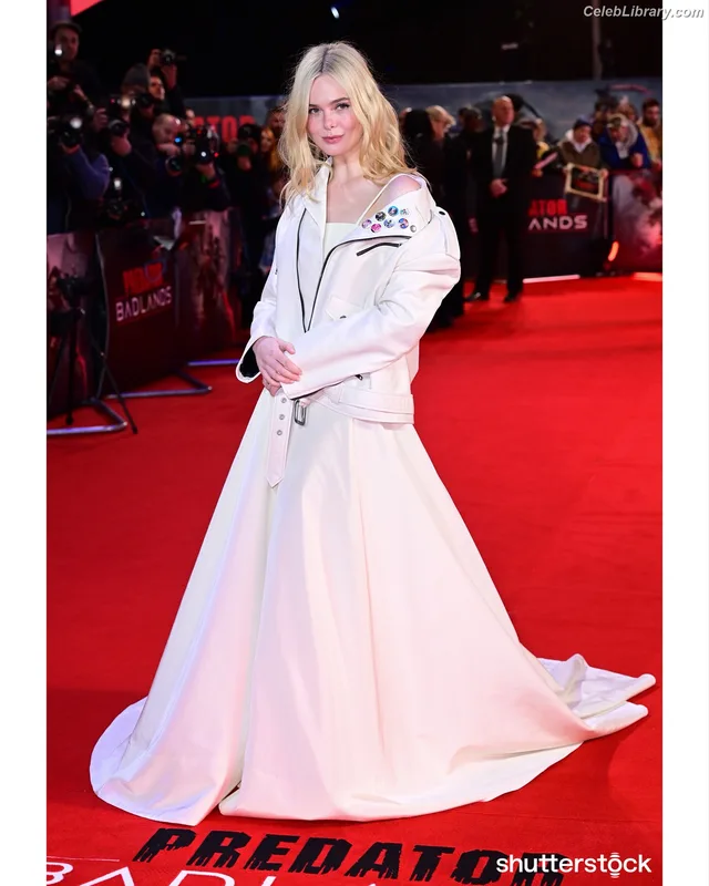 Elle Fanning photo 5 of 4114