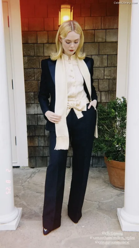 Elle Fanning photo 3 of 4114