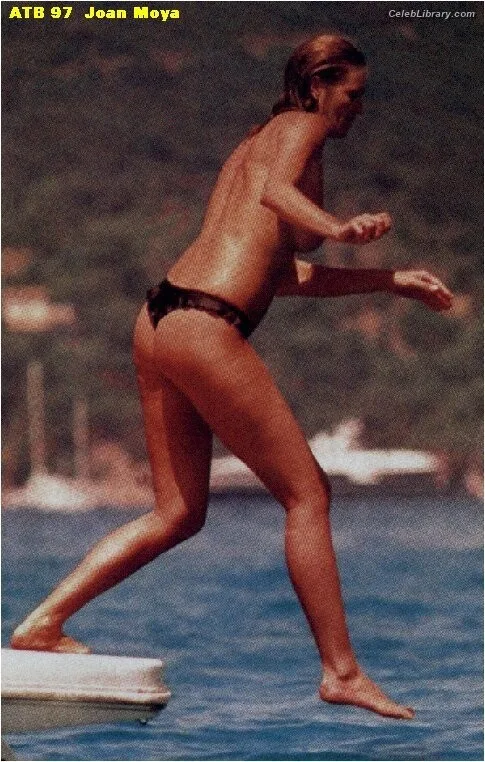Elle Macpherson photo 20 of 74