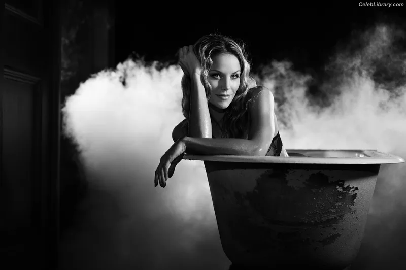 Ellen Hollman photo 6 of 21