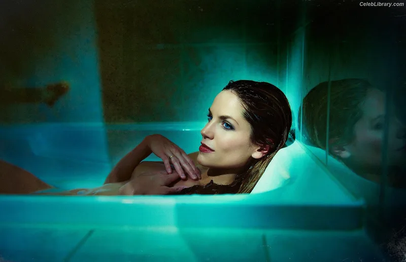 Ellen Hollman photo 11 of 21