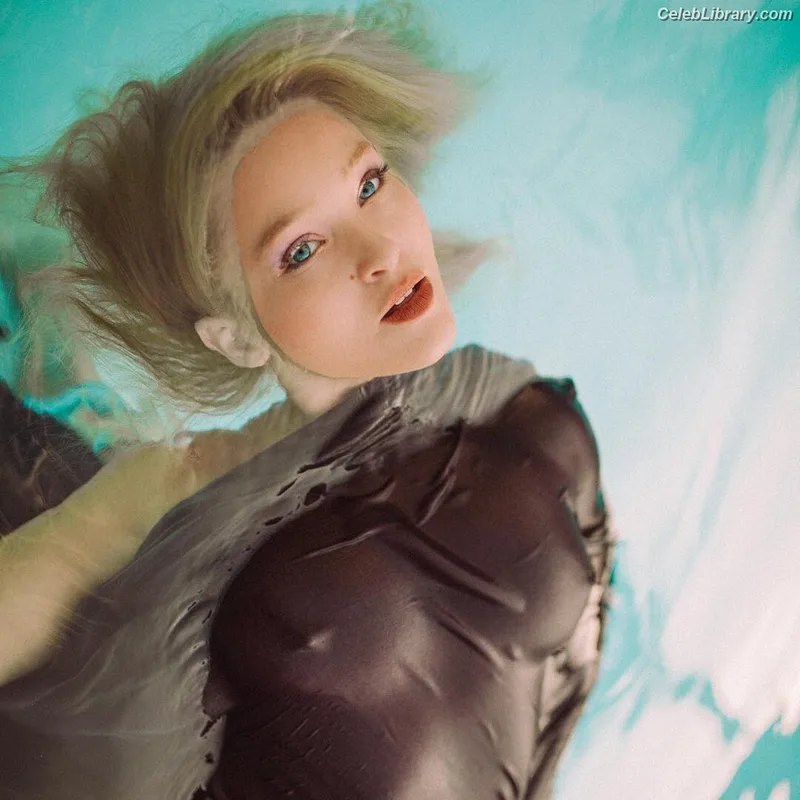 Elley Duhé photo 5 of 201
