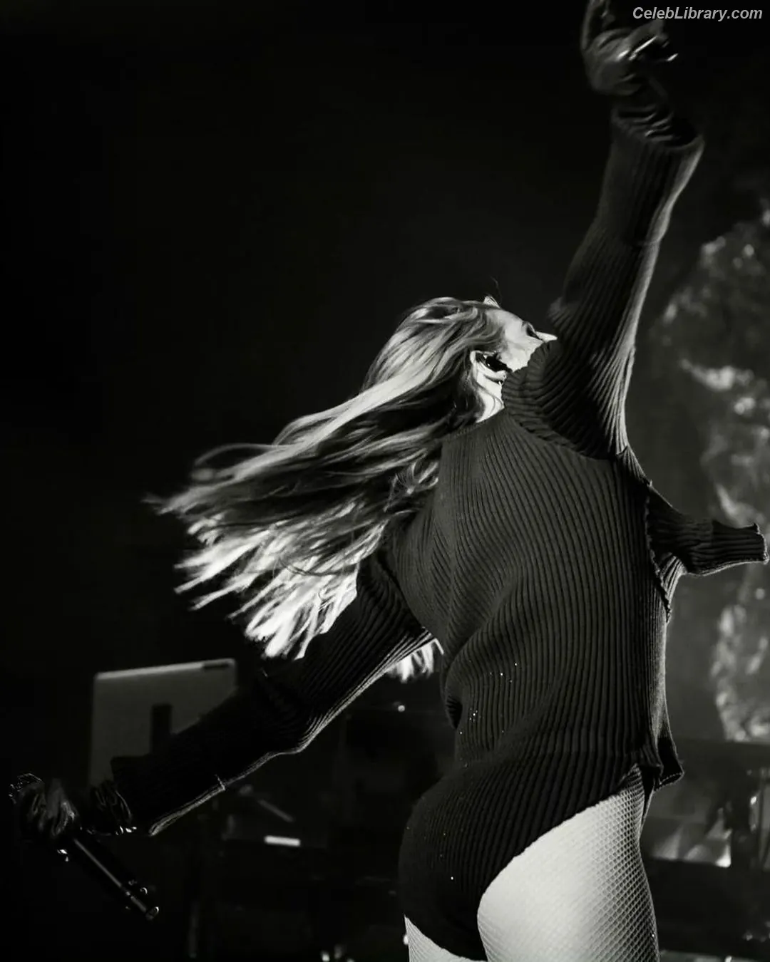 Ellie Goulding photo 7 of 487