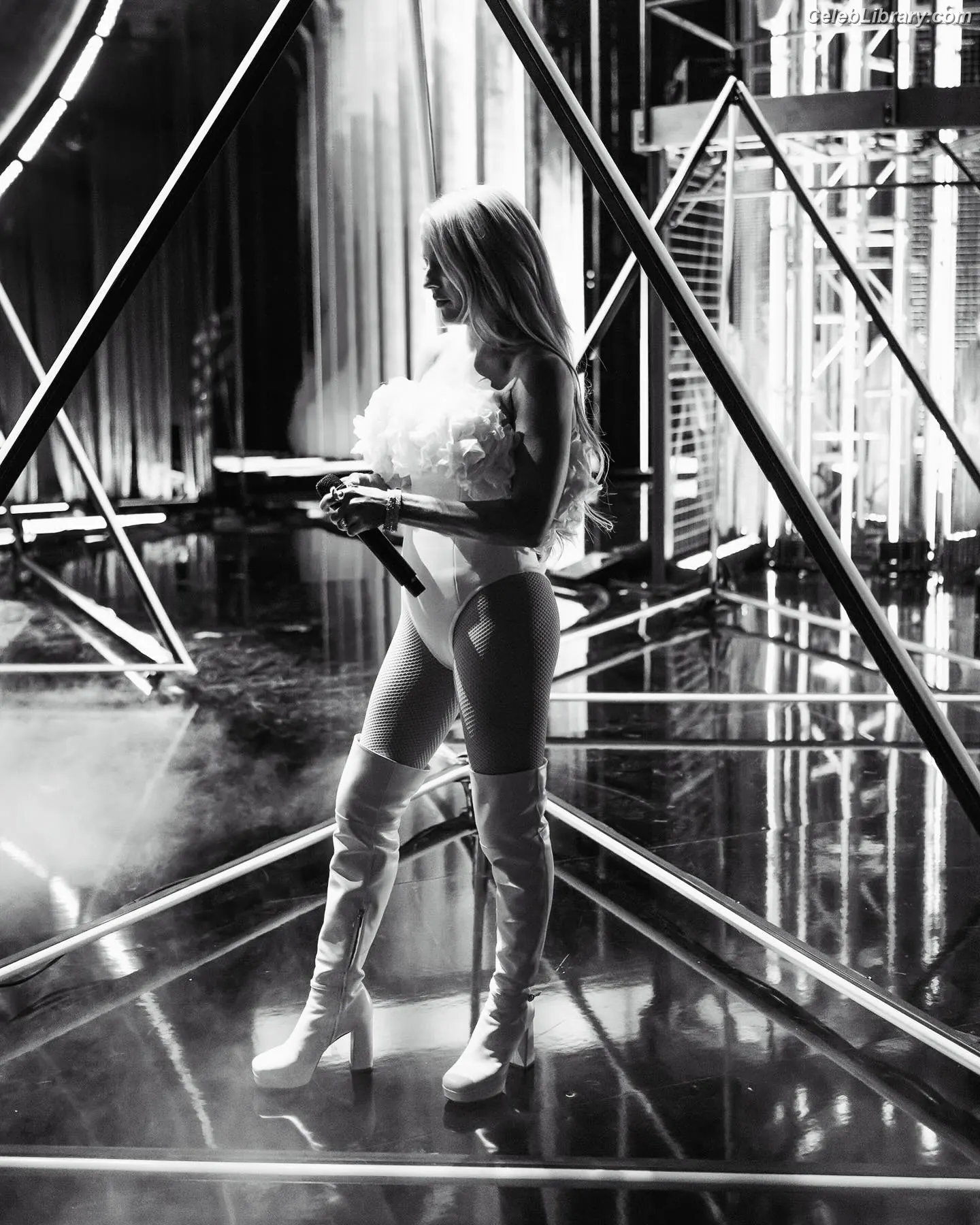 Ellie Goulding photo 19 of 487