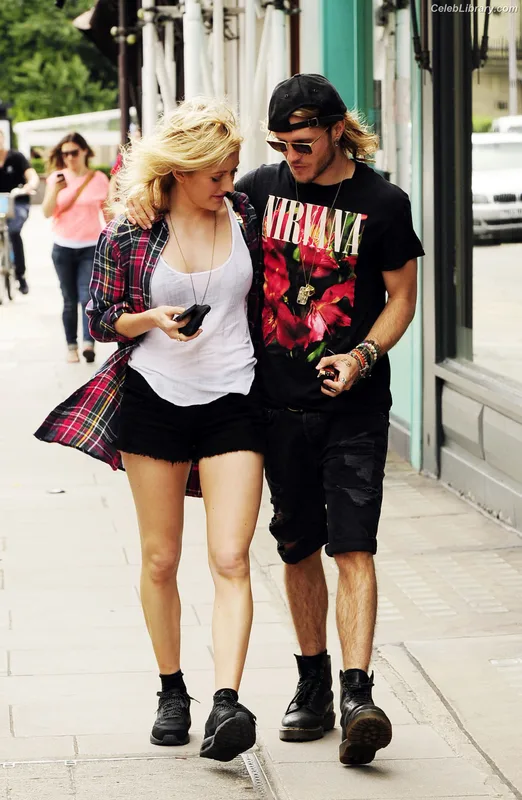 Ellie Goulding photo 13 of 488