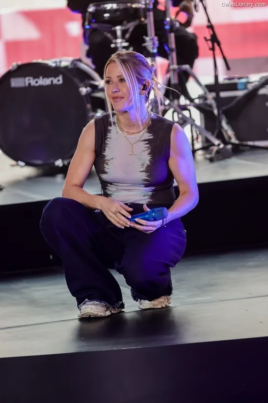 Ellie Goulding photo 15 of 488