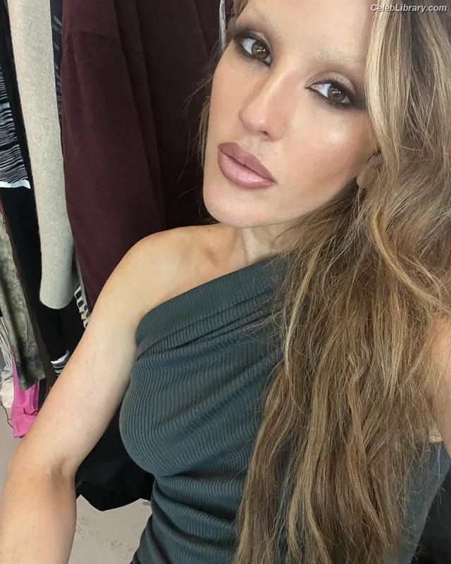Ellie Goulding photo 22 of 488
