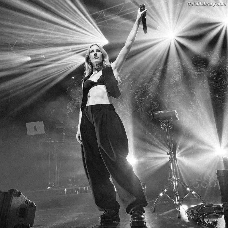 Ellie Goulding photo 4 of 488